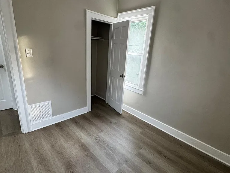 7815 Normile St — Photo 2