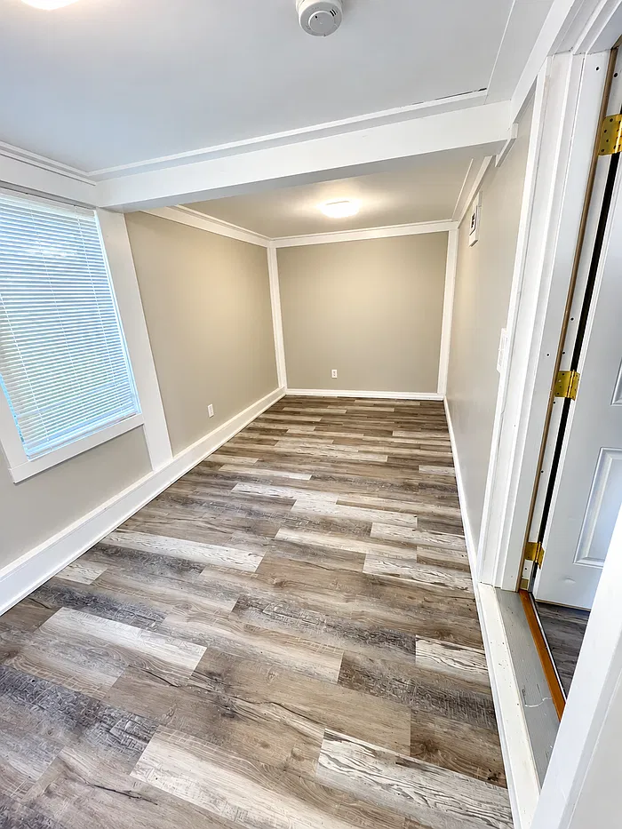 1 bed, 1.5 bath, 800 sqft, $850 — Photo 2