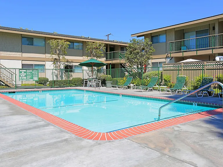 Garden View Apartments — Photo 6