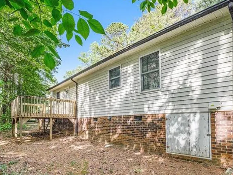 1816 Azalea Ave — Photo 11
