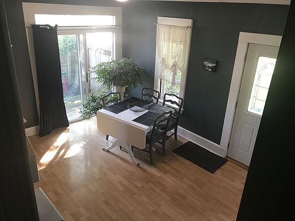 4th image of 2049 Porter St SW