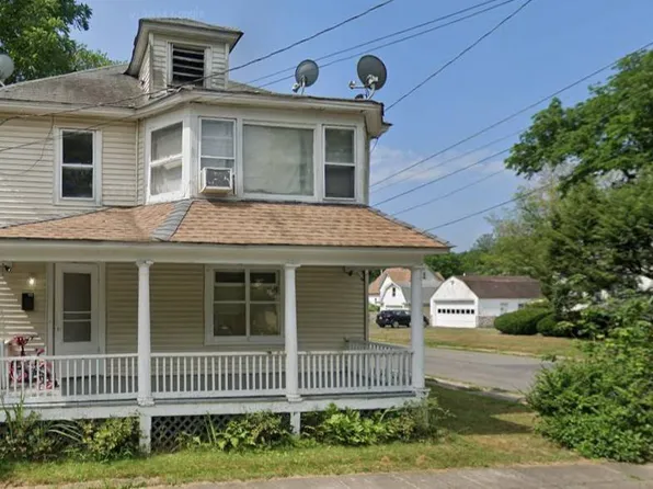 11 Tuthill Ave, Ellenville, NY 12428