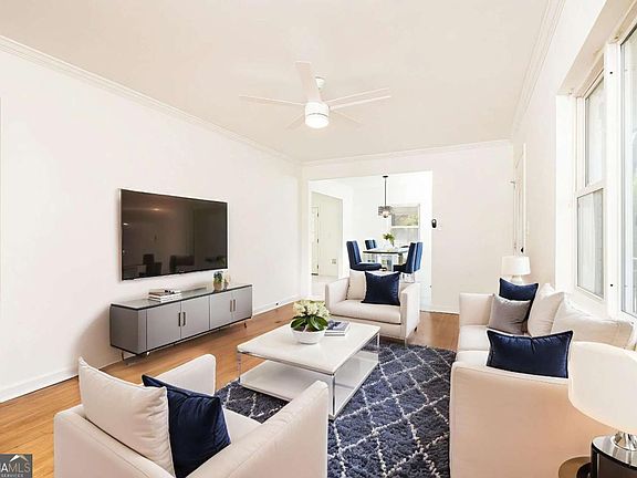 3rd image of 2224 Rosewood Rd