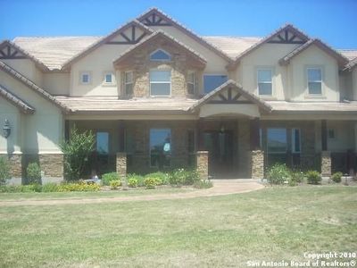 327 Santa Domingo, Helotes, TX, 78023