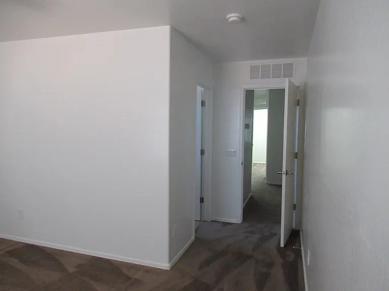 900 W Broadway Ave #49 — Photo 11