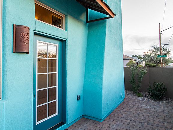 4th image of 1095 S. Meyer Avenue
