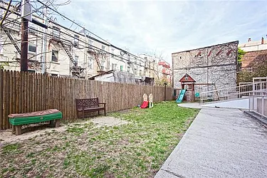 Sold by Space Marketing Shop