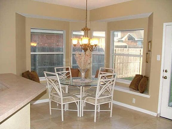 5th image of 4429 Pebble Stone Dr