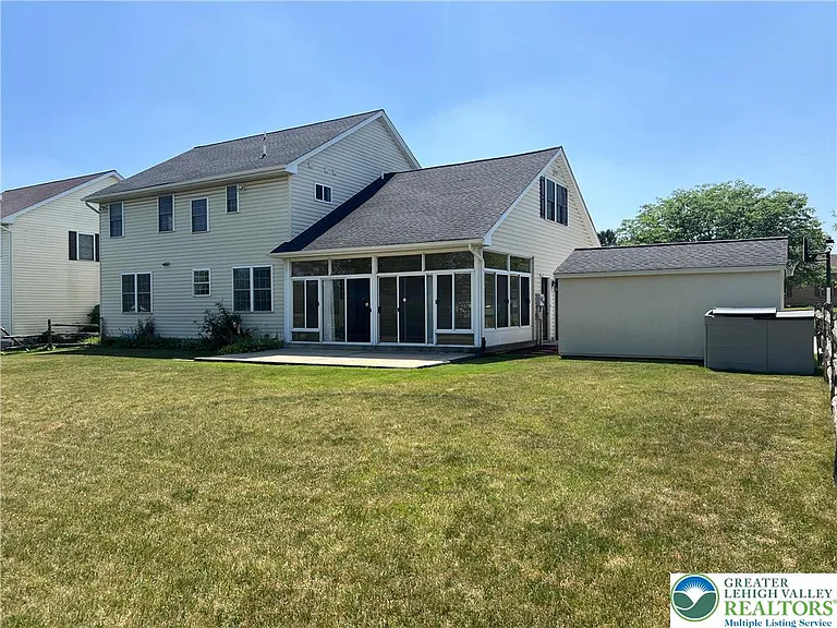 2593 Halleck Dr — Photo 39