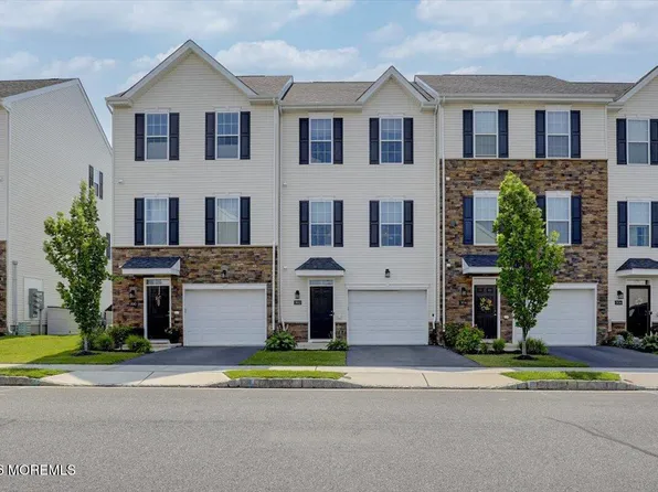 302 Prestige Road #2402, Brick, NJ 08723