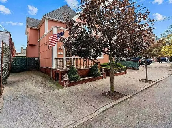 15 Van Sicklen St, Brooklyn, NY 11223