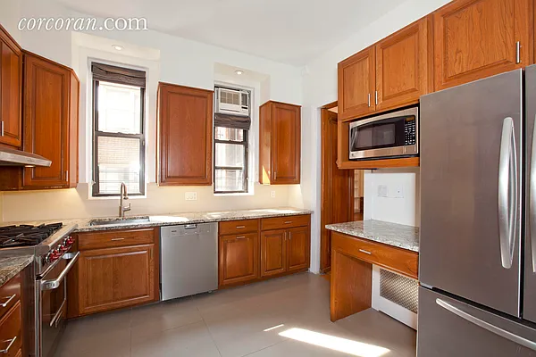 Rented by Corcoran | media 19