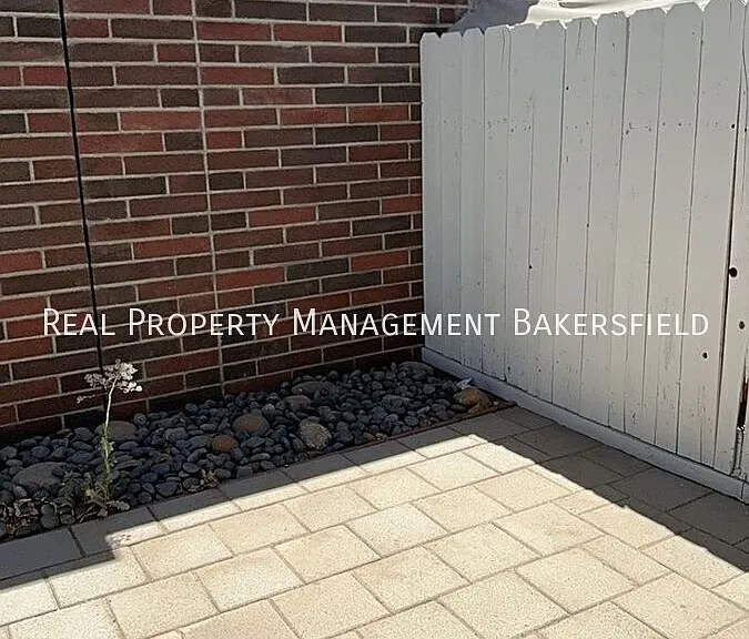 2403 Olive St #2403 — Photo 13