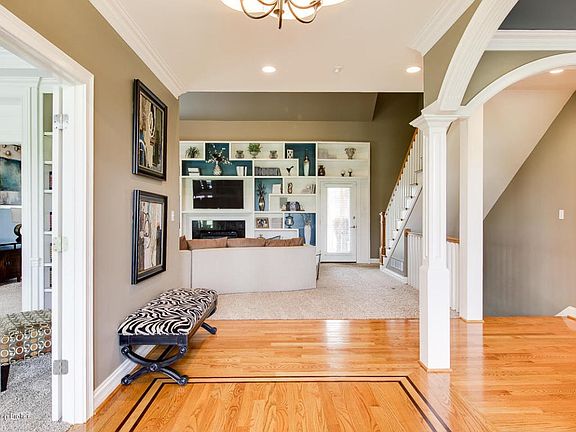 13002 Longwood Ln-5