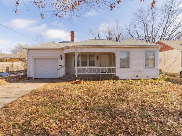 2100 S Terrace Dr, Wichita, KS 67218