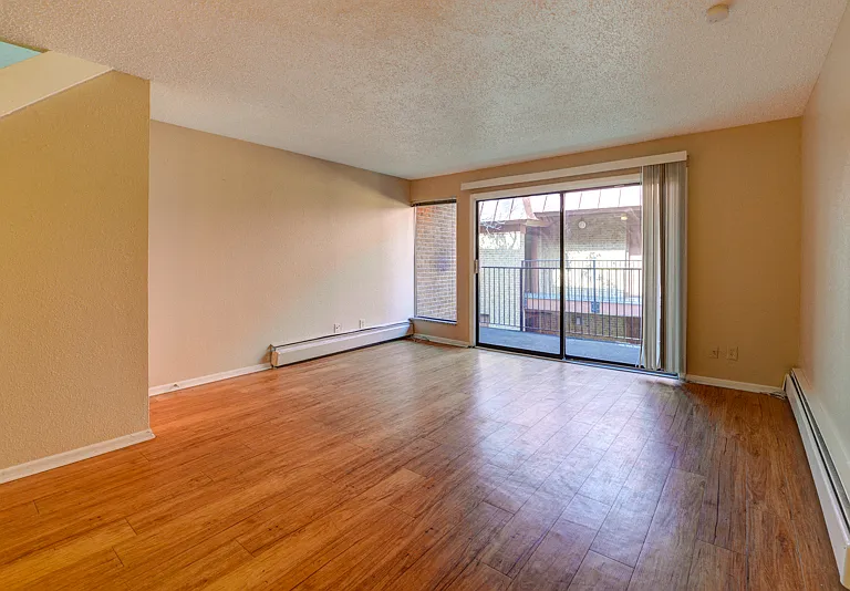 1200 College Ave #210 — Photo 3