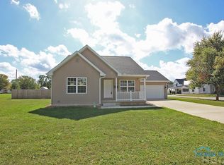 143 E 6th St, Fostoria, OH 44830