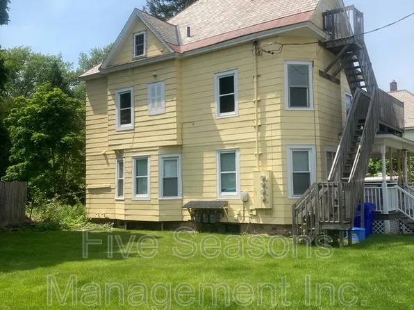 19 Fletcher Pl #3, Burlington, VT 05401