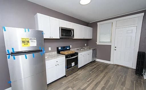 5th image of 2739 Harris Ave #2739