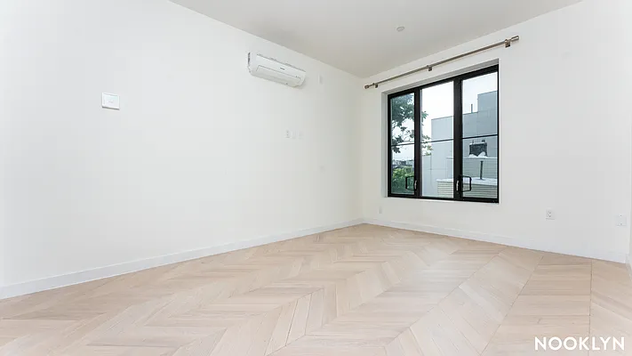 Rented by Nooklyn NYC LLC | media 4