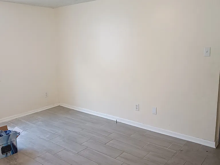 491 W Outer Dr — Photo 19