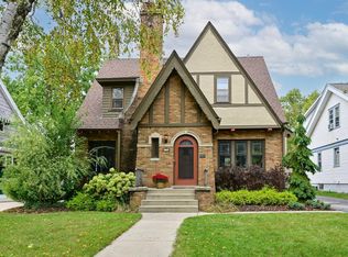 8140 Hillcrest Dr, Wauwatosa, WI 53213