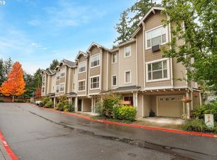 1941 NE 50th Way, Hillsboro, OR 97124