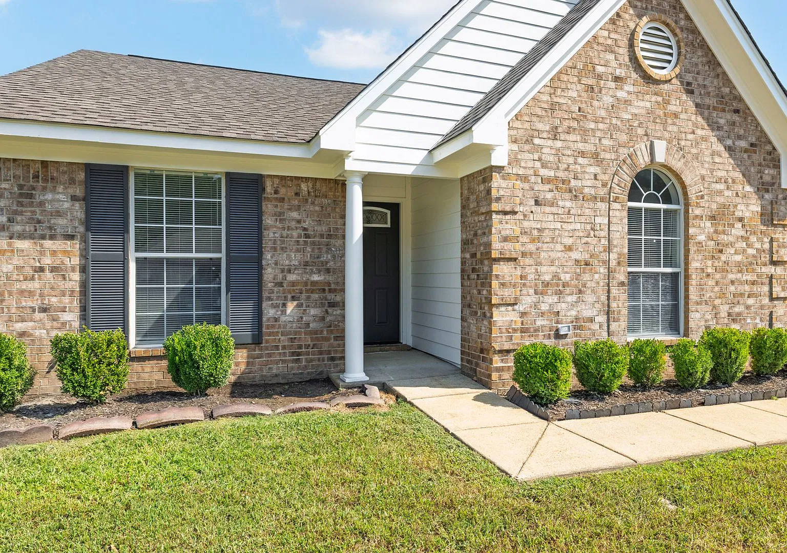 Recently renovated 3 bedroom, 2 bathroom home in Southaven — Photo 3