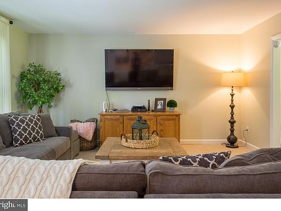 5th image of 1441 Dogwood Ln