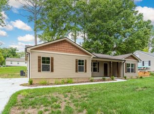 414 Forrest Rd, Fort Oglethorpe, GA 30742