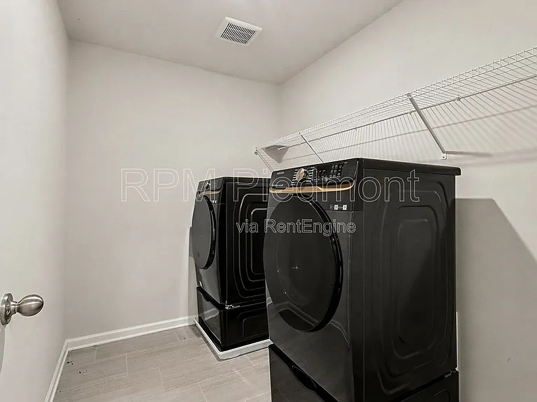 760 Sara Meadow Rd — Photo 33