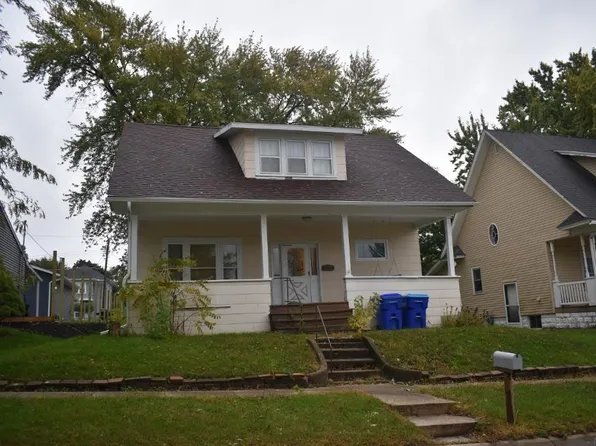 37 6th Ave SE, Oelwein, IA 50662