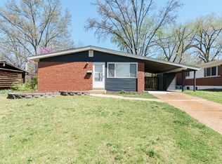 720 Jamaica Pl, Florissant, MO 63033
