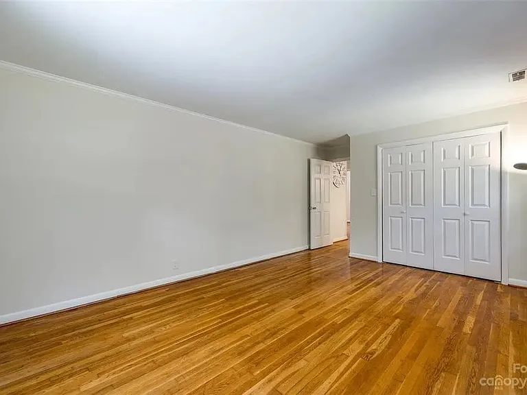7 Park Dr — Photo 20