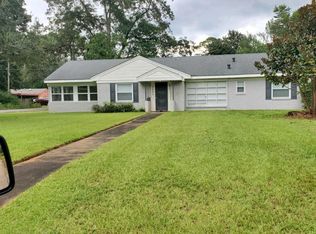 3001 Pelzer Ave, Montgomery, AL 36109