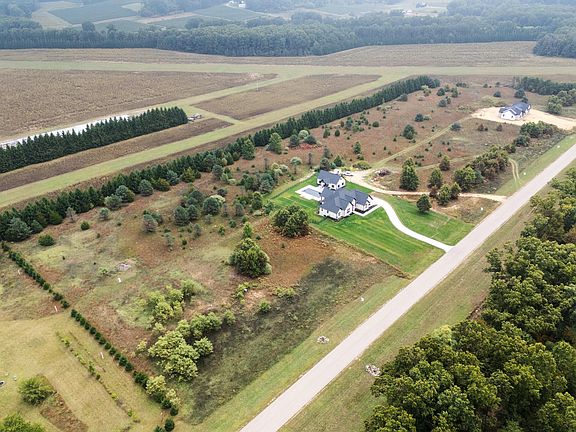 3rd image of LOT 1 Airpark Ln