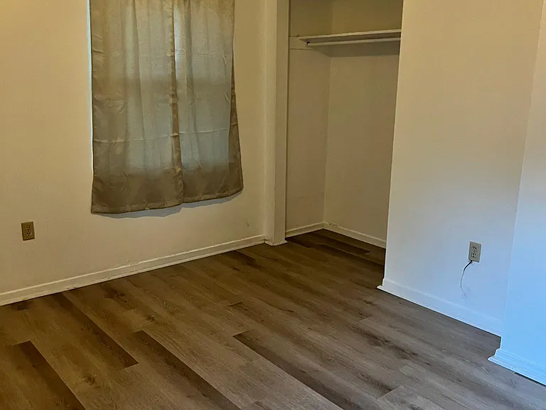 2358 68th Ave — Photo 7