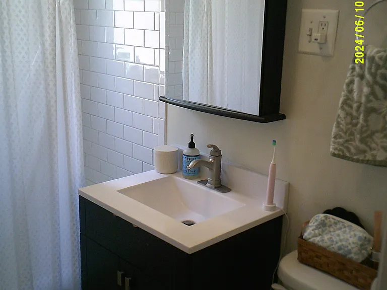 3819 N Greenview Ave #1E — Photo 9