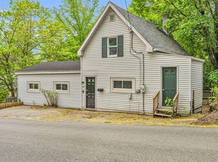 44 Spring St, Gardiner, ME 04345