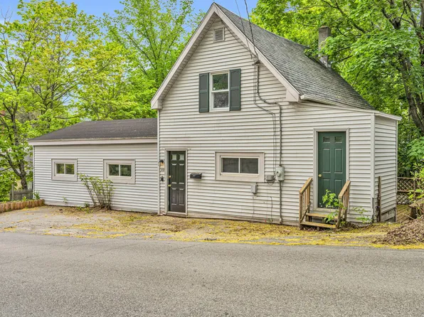 44 Spring Street, Gardiner, ME 04345