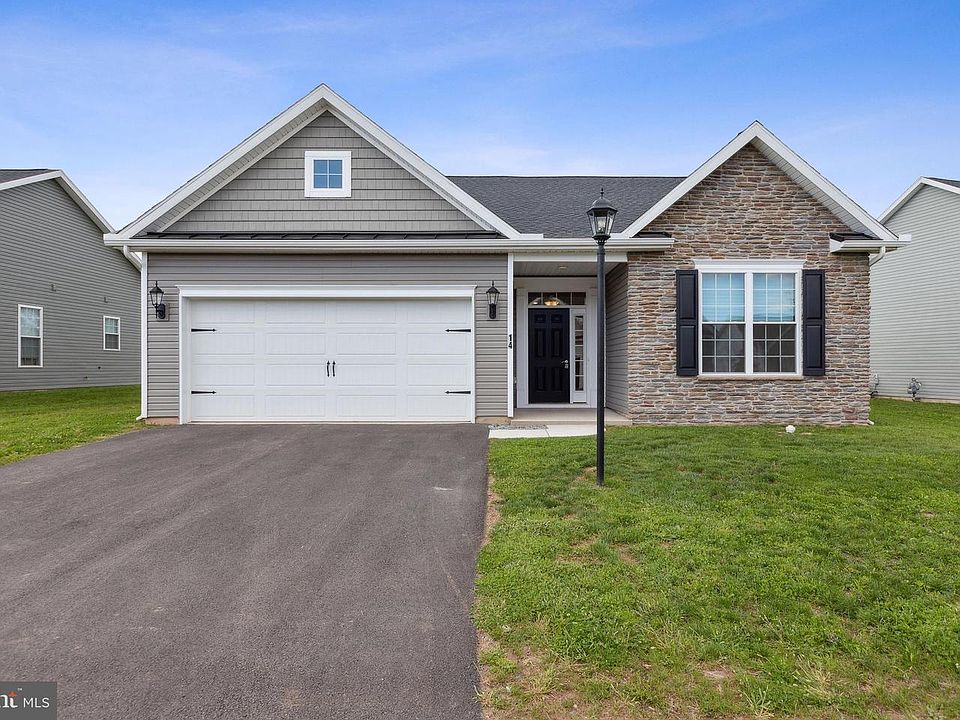 1st image of 299 Edie Cir #114