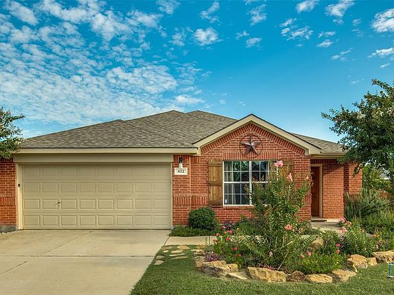2nd image of 422 Dartmoor Dr
