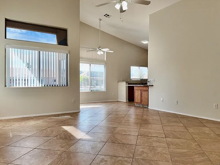 14624 N 87th Dr — Photo 3
