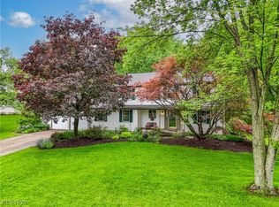 6900 Bauley Dr, Hudson, OH 44236