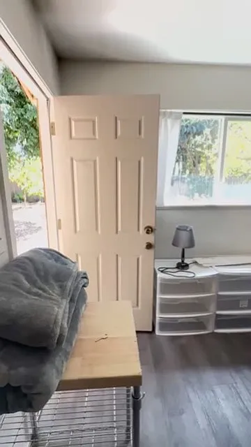 Studio, 210 sqft, $1,700 — Photo 3