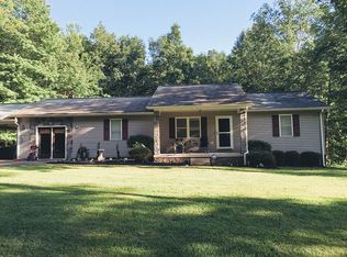 145 Chapman Rd, Shady Spring, WV 25918