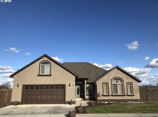 1984 NE 8th St, Hermiston, OR 97838