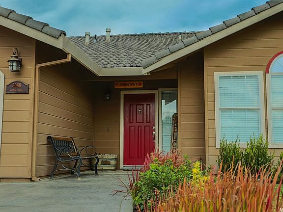 2nd image of 8688 Garnet Ct