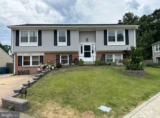 6806 Iron Stove Ct, Springfield, VA 22150