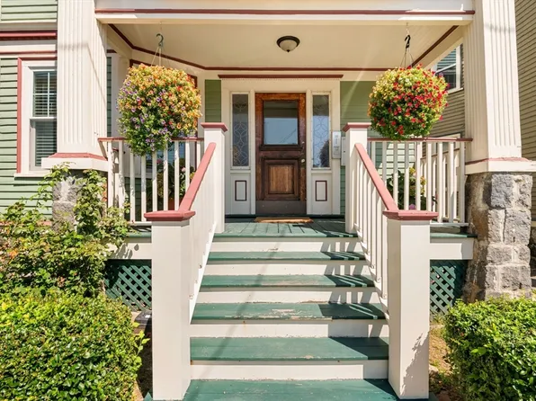 5 Pearl St #1, Dorchester, MA 02125